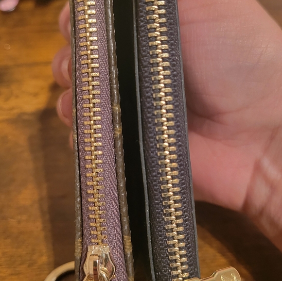 Coin pouch - Picture 3 of 4